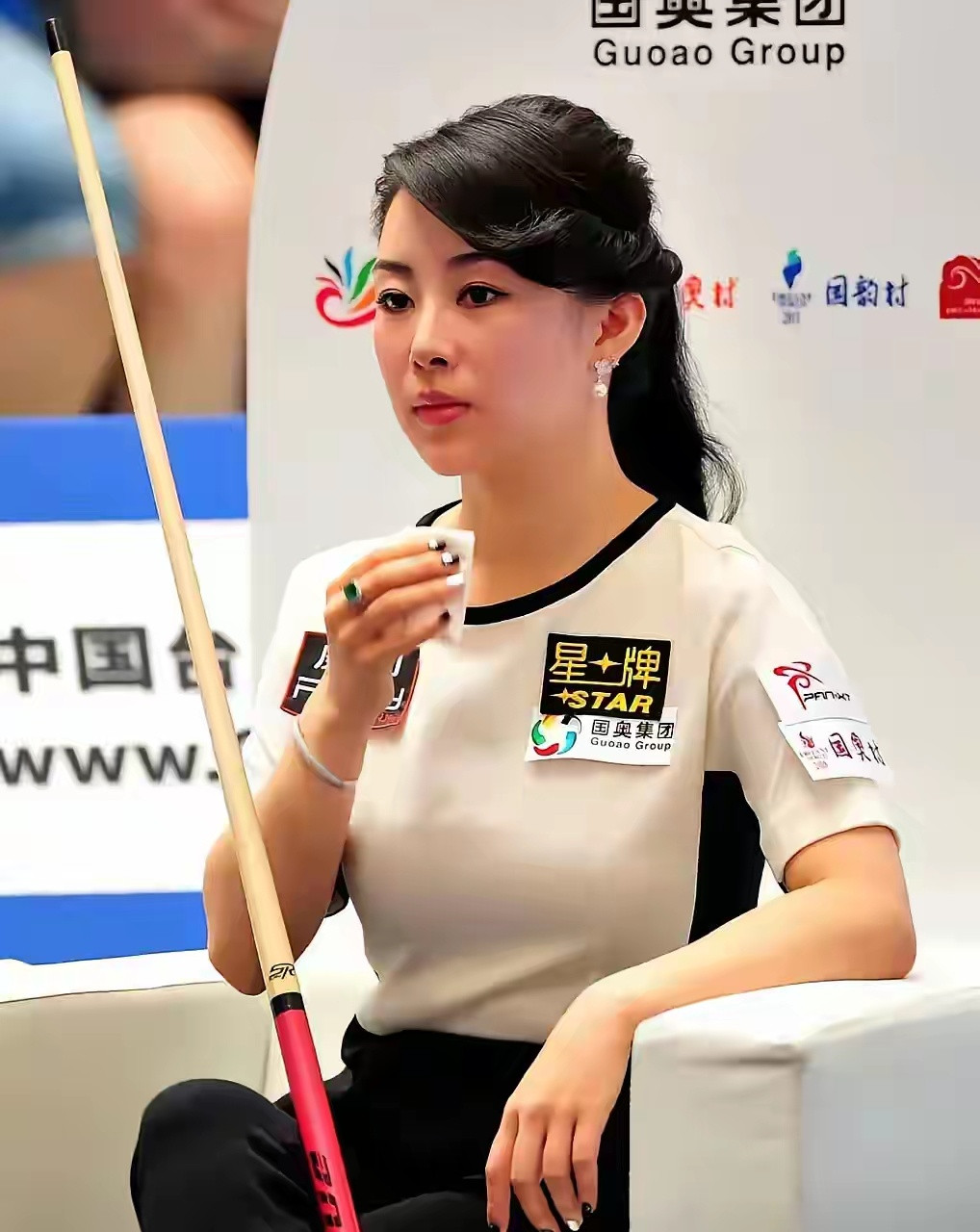 “九球皇后”潘晓婷，43岁了，依然单身，不知道什么样的男人才能配上优秀的她。​