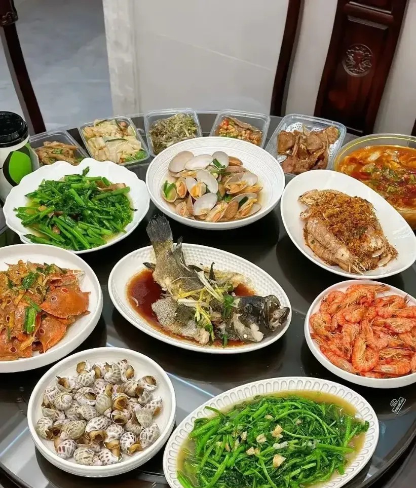 老婆给亲戚做得家常菜，猜猜这是哪里的菜式！