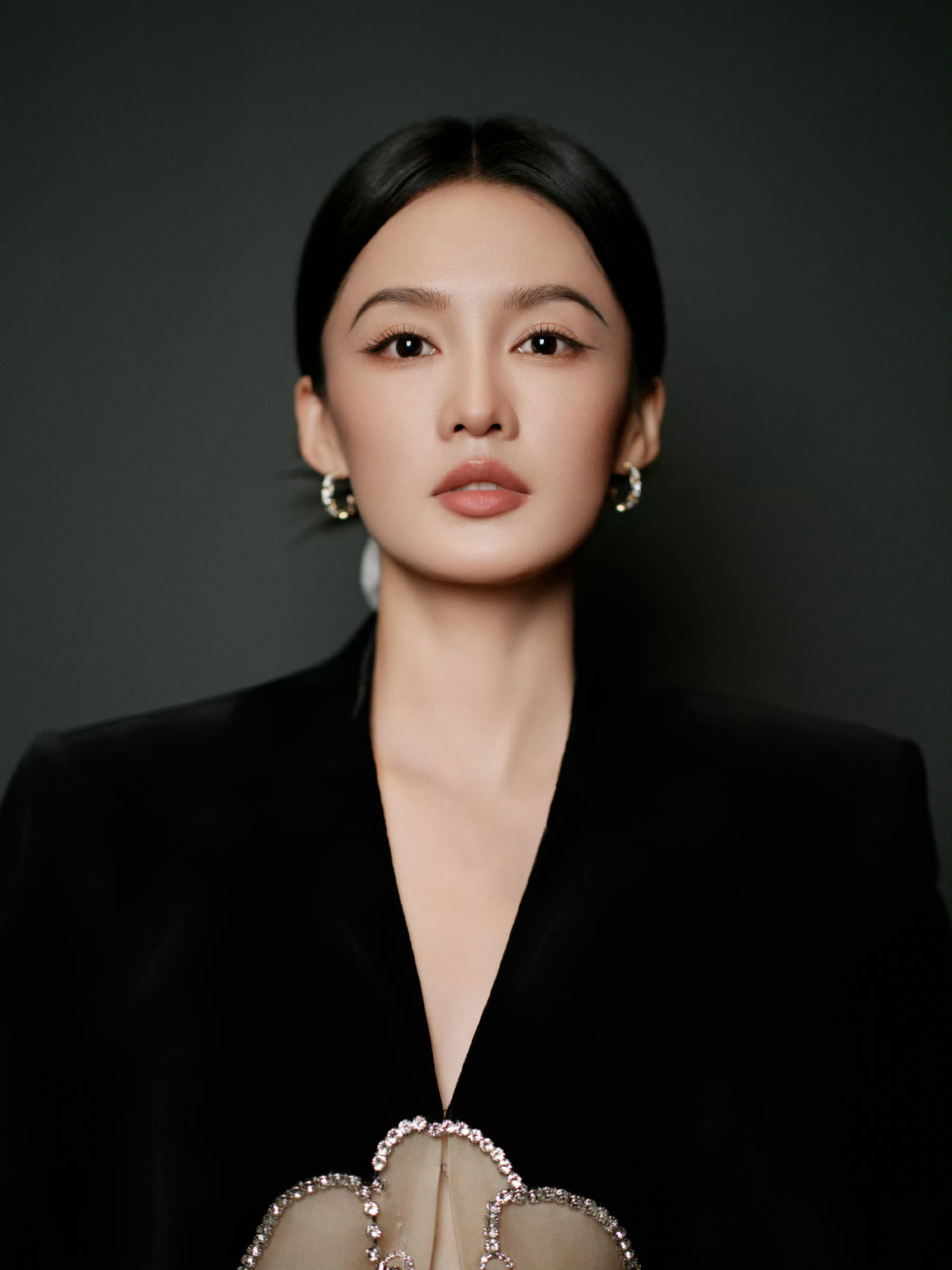 我给李沁拍的新中式摄影师也太会抓拍了吧，好美好漂亮​​​