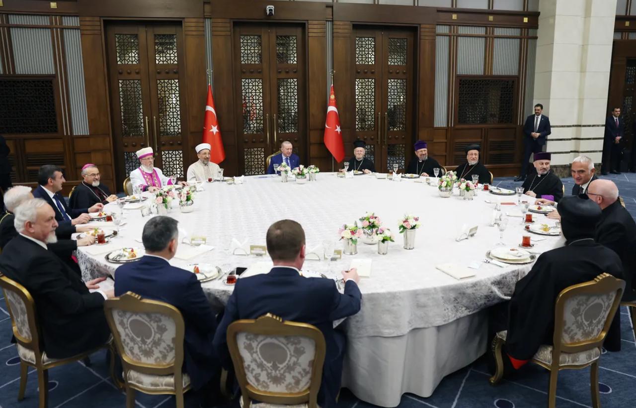 土耳其总统埃尔多安：反犹太主义是一种罪行，土耳其是一个宗教自由的典范国家。当