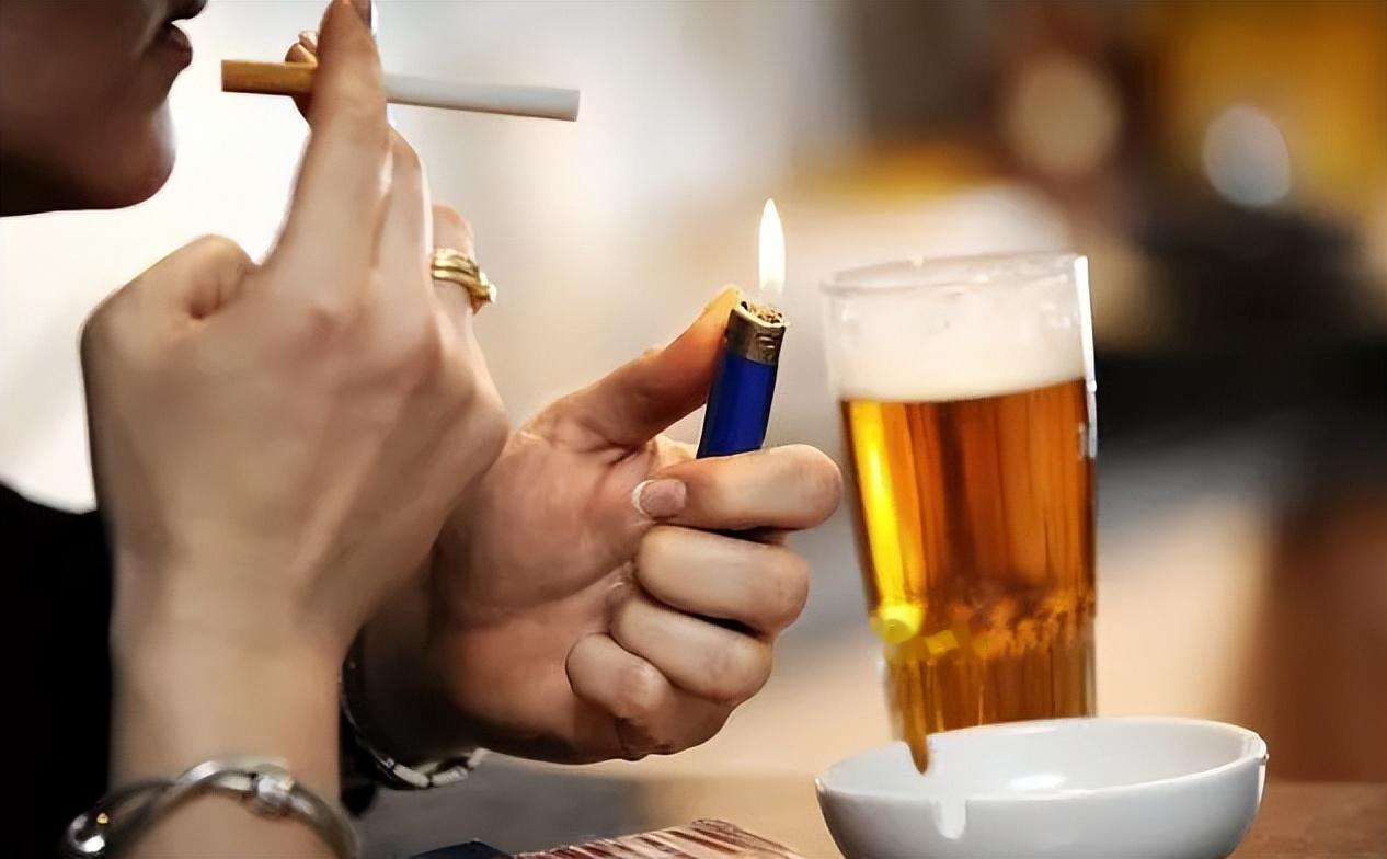 性猝死听说过吗？医生提醒：3种情况不建议“为爱鼓掌”，危害大性猝死在医学上的