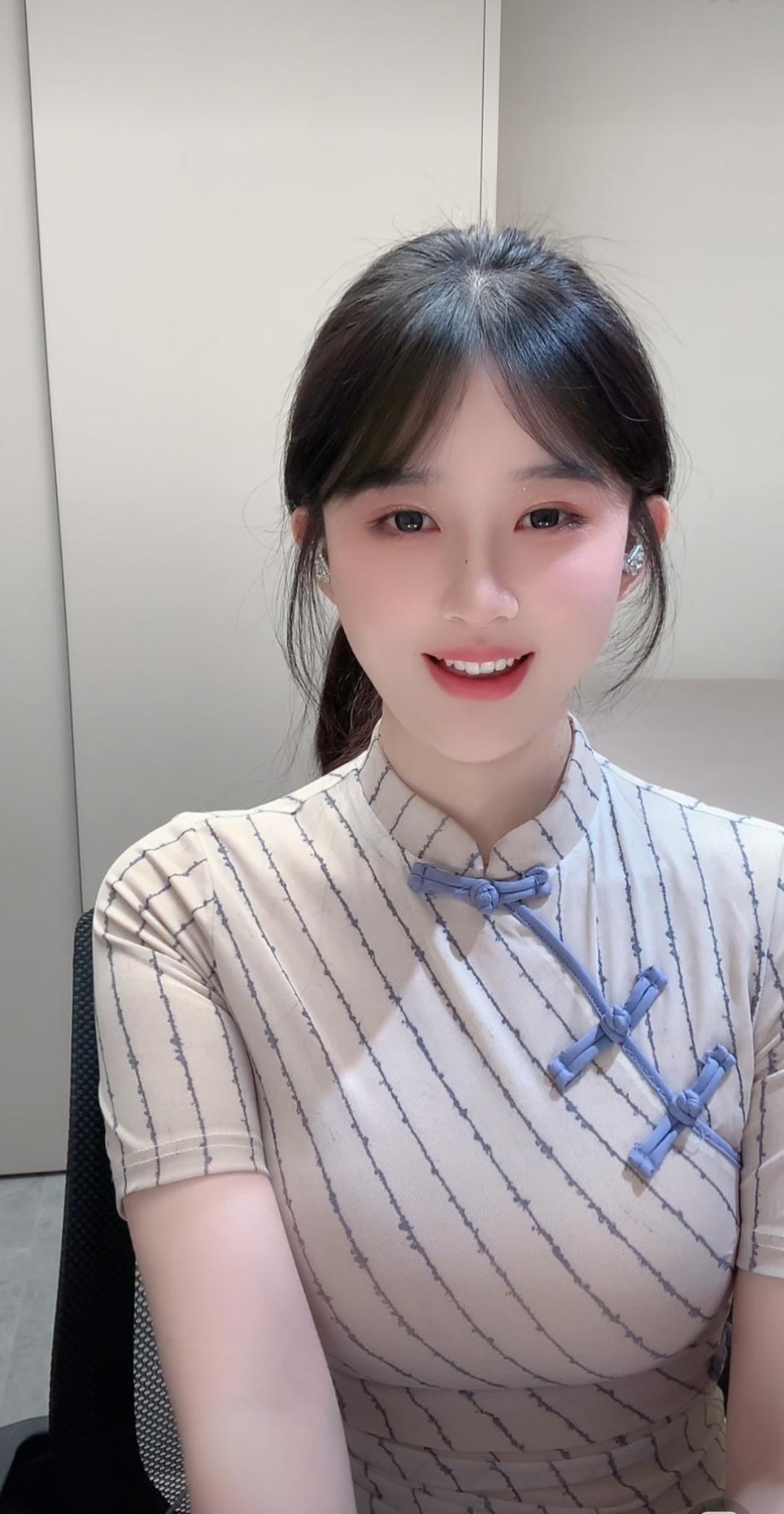 有才气有颜值的女人才最美呢。