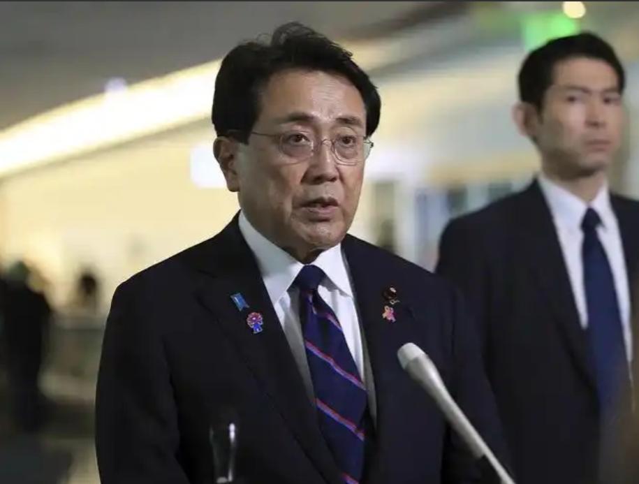 站在中国的土地上，日本产业大臣公然提无理要求！ 日本右翼叫嚣道：这是日本的历