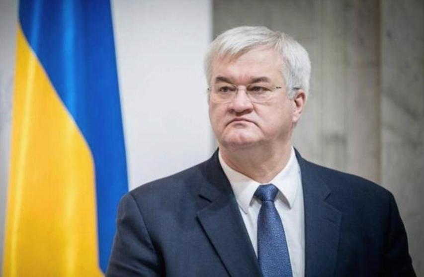 这种带有羞辱性的访问，中国不要也罢！你名义上是来拜访中国，脚后跟还没落地就先钻进