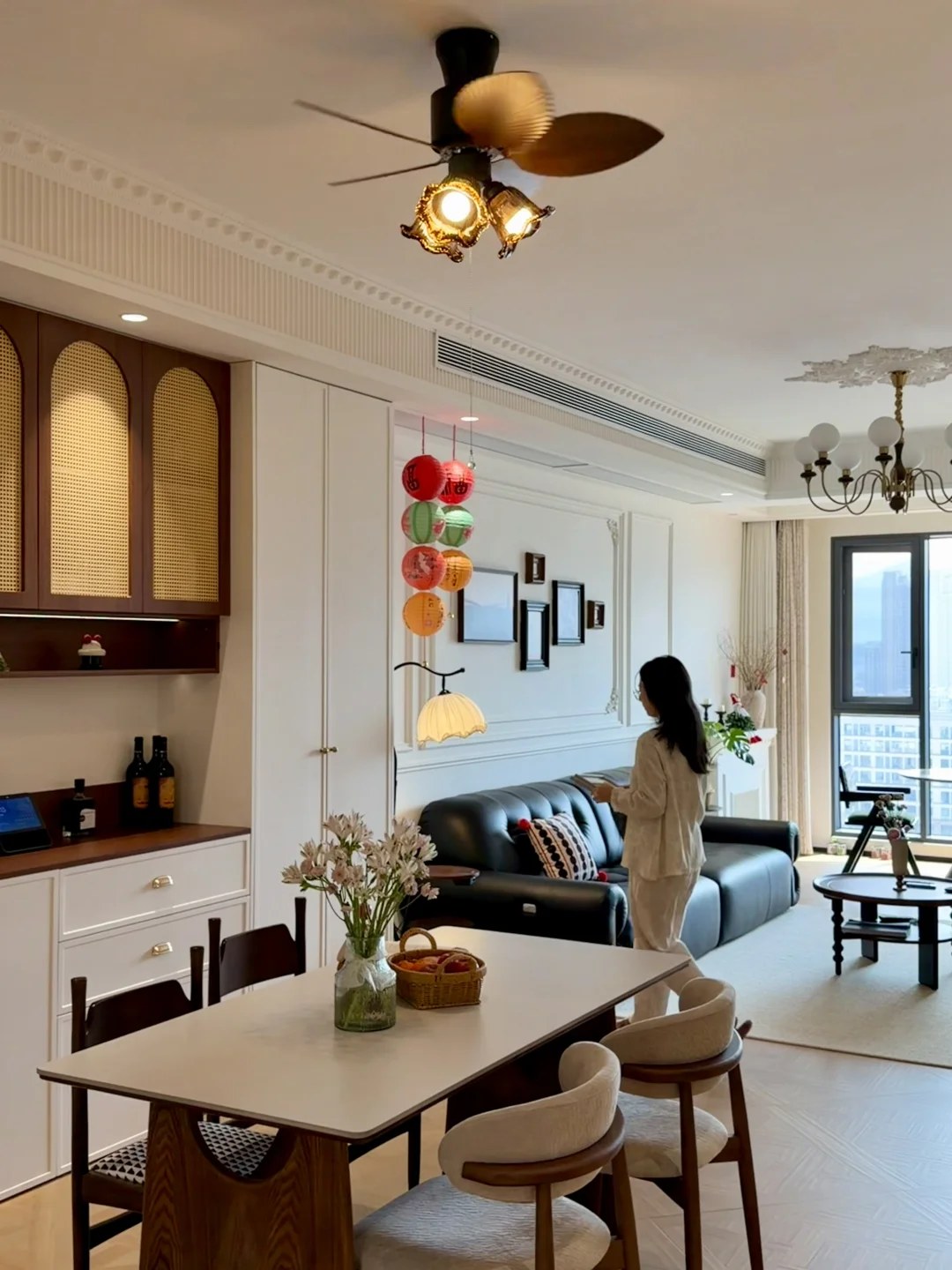 被这盏风扇灯美哭了！餐厅瞬间有了电影感🎞️