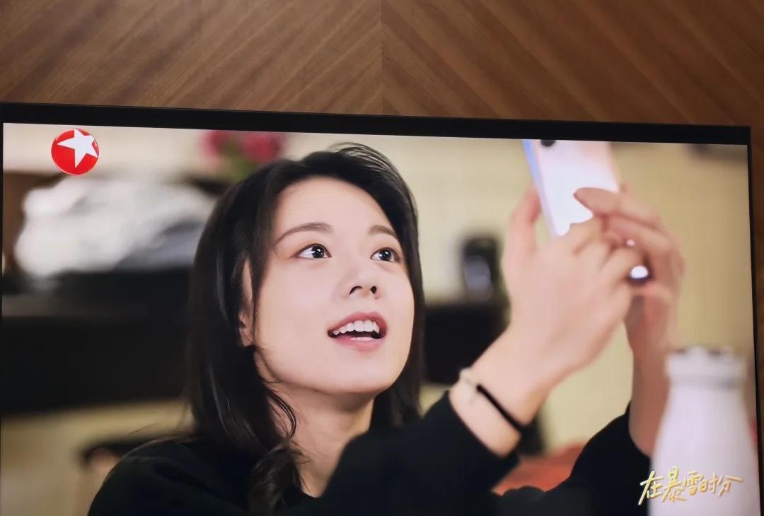 看完《在暴雪时分》的吴磊，我才猛然惊醒：当年追《以家人之名》觉得宋威龙的凌霄是深