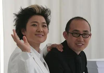 潘石屹能向中国缴纳财产转移境外所得税20亿元吗？潘石屹夫妇长期居住在美国，他妻