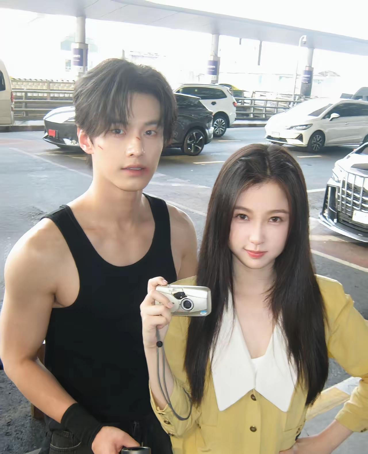 虞书欣新剧《双轨》空降小🔥，都说是因为“尺度大”[思考]想啥呢？内地的“甜剧”