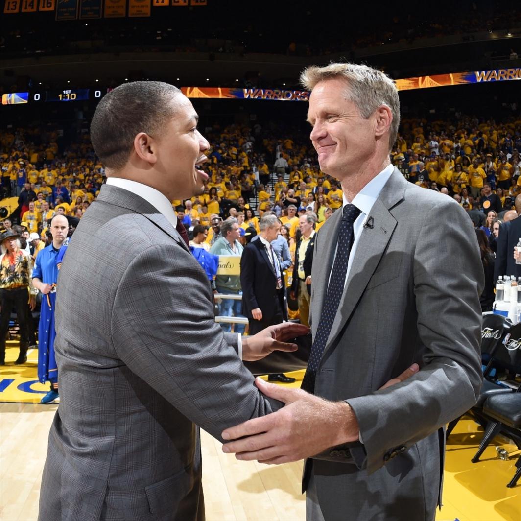 NBA现役主教练薪资TOP10：1、科尔——1750万美元2、斯波——150