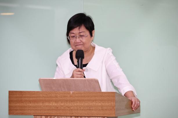 就在刚刚，台“侨委会委员长”徐佳青发表声明，10月7日，台湾地区“侨委会