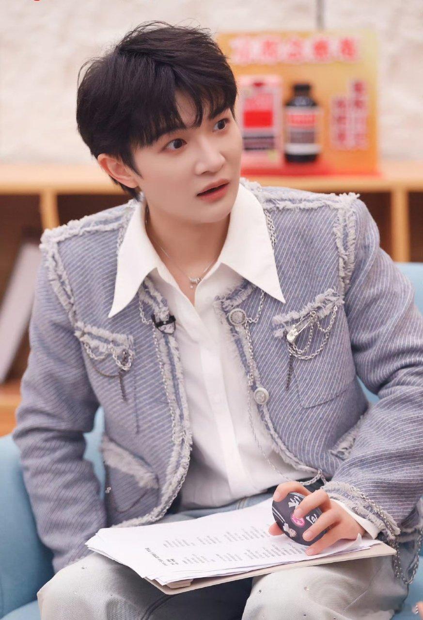 音乐缘计划跨年晚会没有不合体的义务姚晓棠的歌声+刘宇宁的气场！这波跨年舞台我