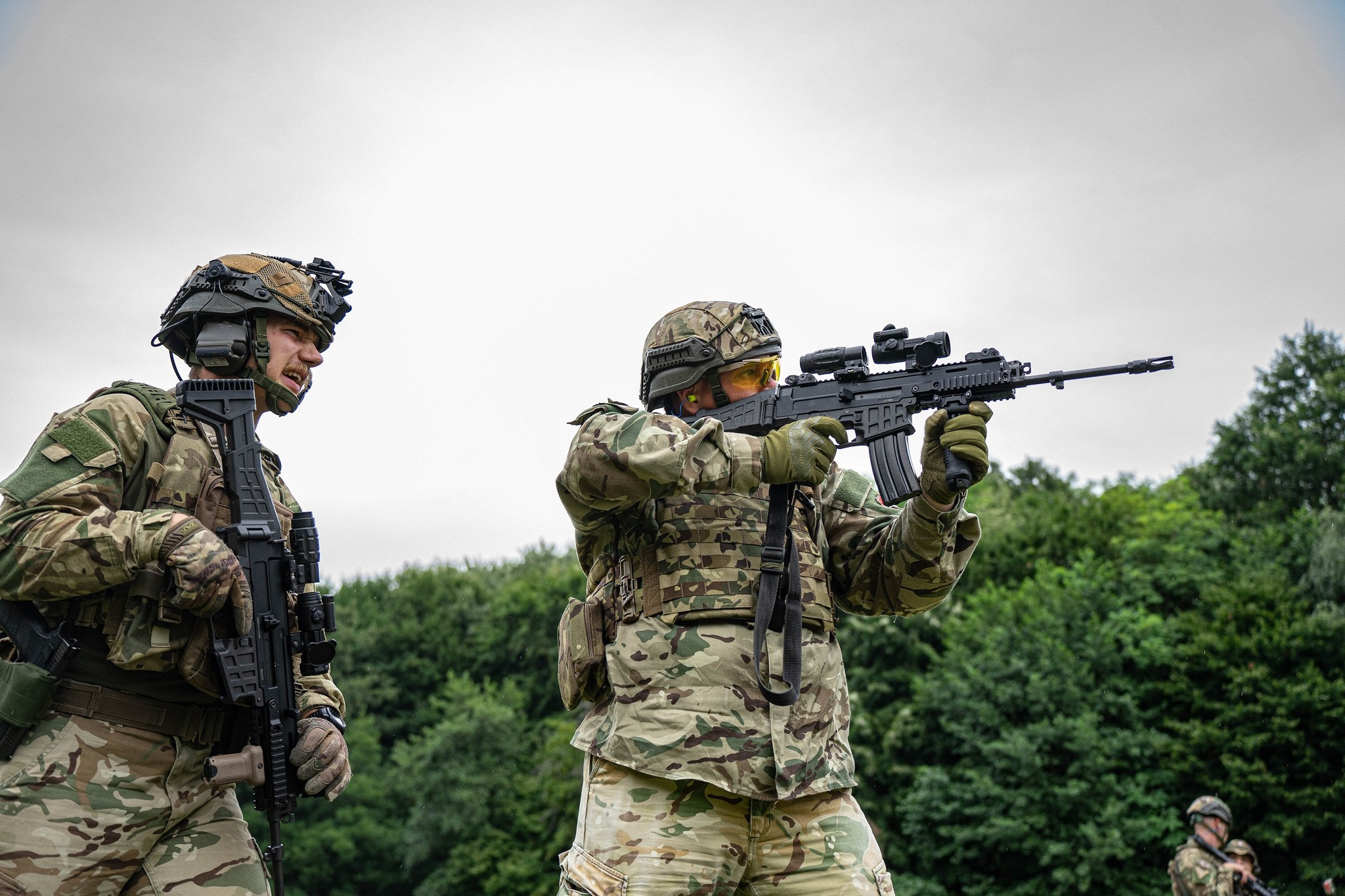 匈牙利第一装甲旅第2步兵营轻武器射击训练烽火问鼎计划​​​