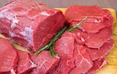冬天吃牛肉虽好, 但营养专家提醒: 这3类人少吃, 吃了会影响健康