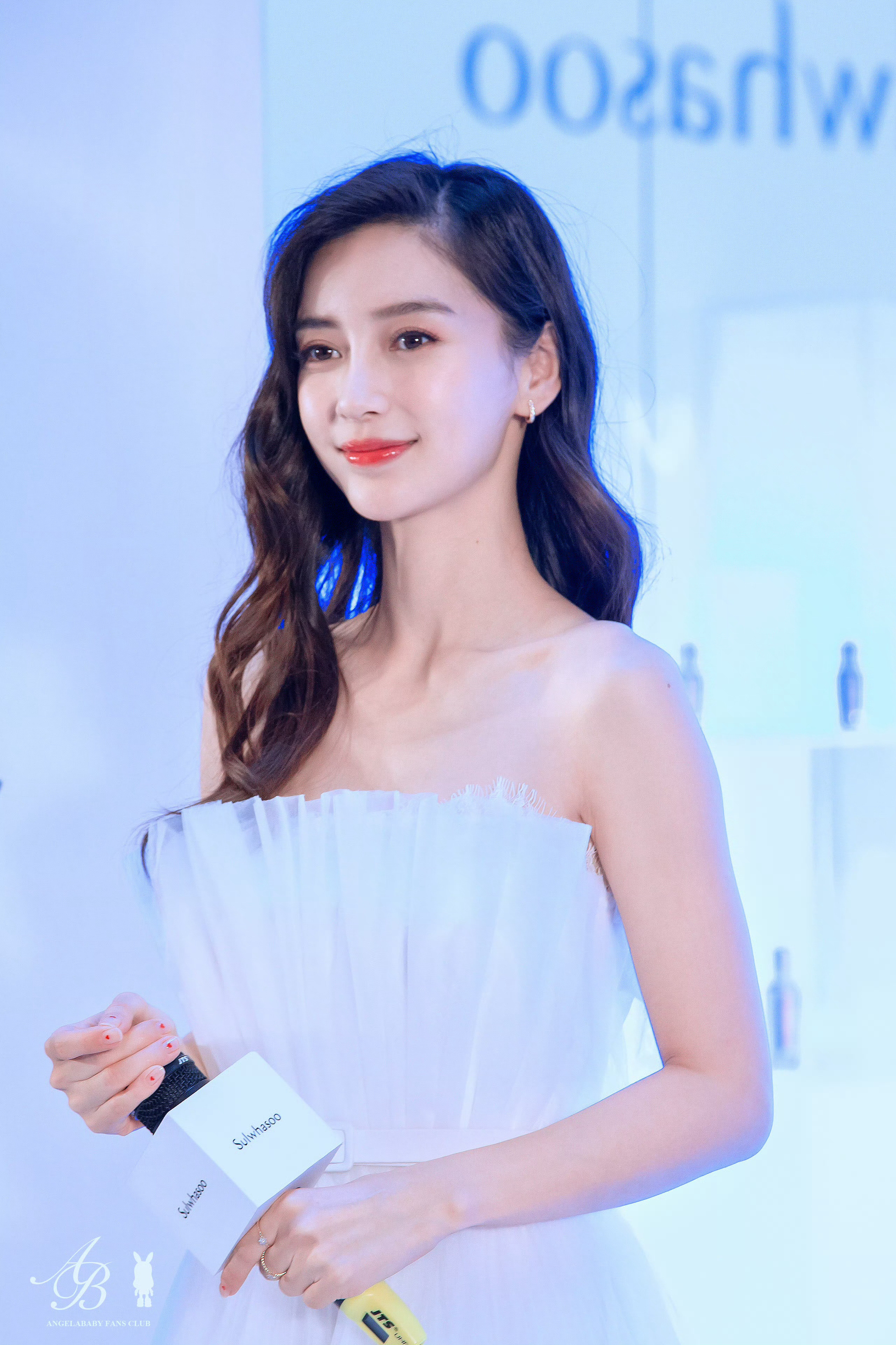 angelababy＊杨颖2019雪花秀品牌活动看得出来她是公主👑