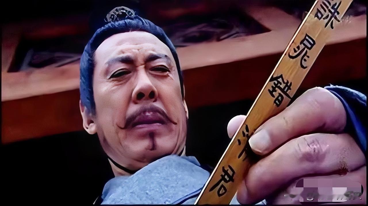 汉景帝知道杀了晁错也不会平息叛乱吗，事实上他知道，但他只能用晁错人头来解困，我们