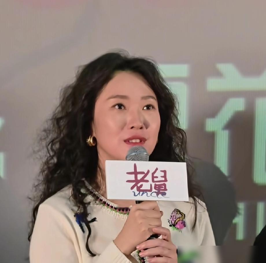 郭京飞在片场最大的挑战，是忍住不笑场。其实是因为他和王佳佳对戏时火花实在太足