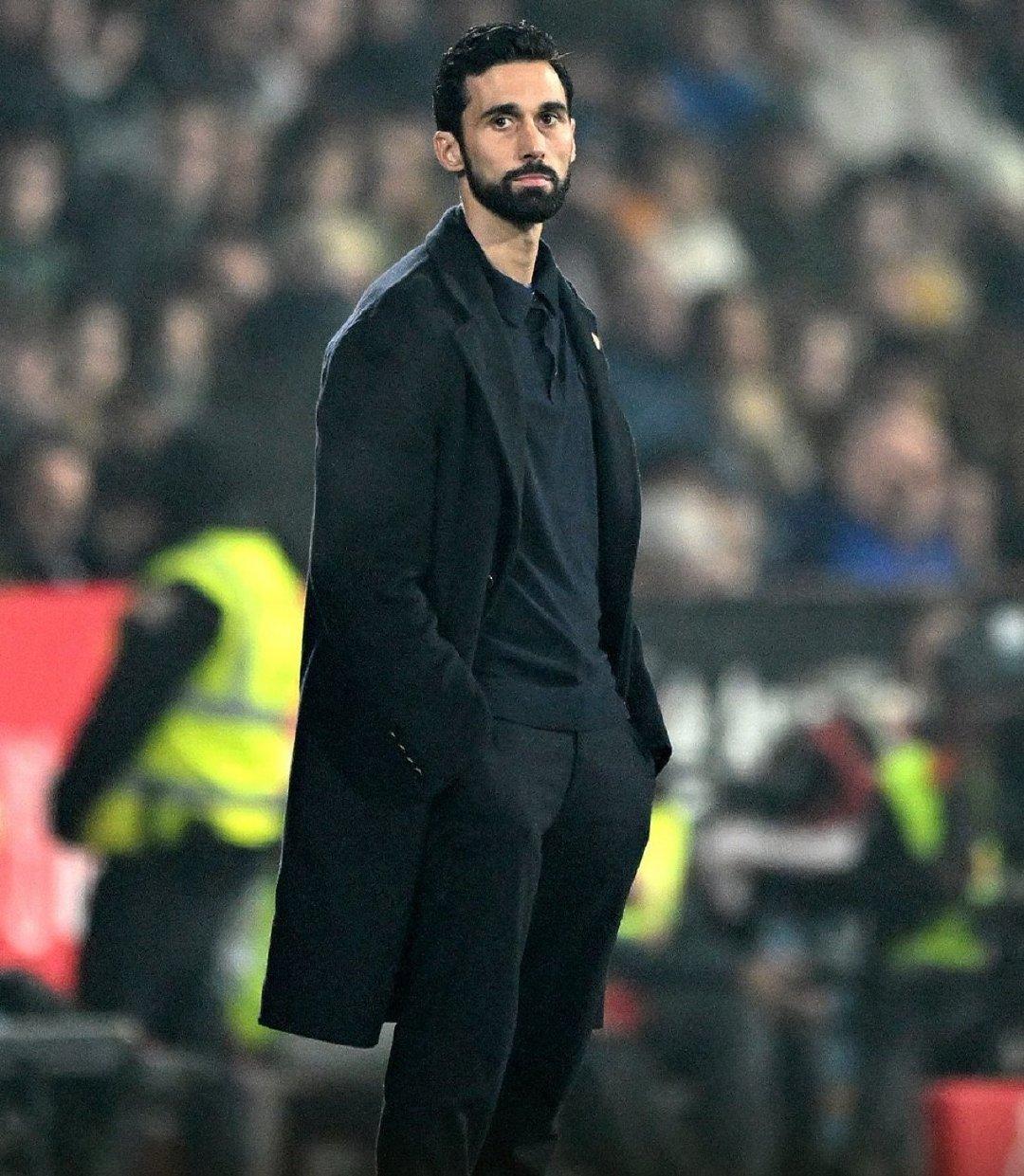 阿韦洛亚上任第一场被西乙保级球队绝杀，据说皇马管理层已经开始考虑下赛季主教练新人