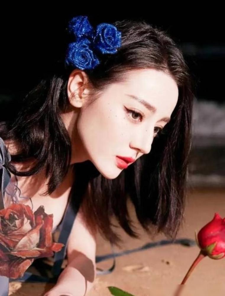 别人出去玩遇险叫自作自受，团队把迪丽热巴扔进战火纷飞的中东叫纯纯的人祸。你敢信吗