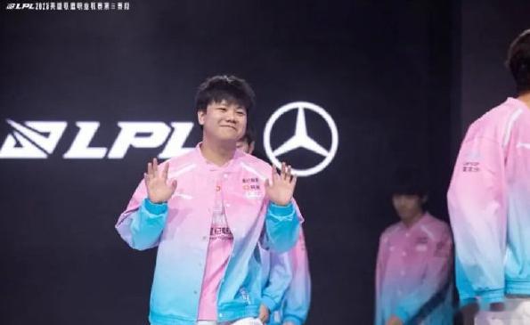 BLG真是打野问题吗？怎么换个打野就变强。那假如xun回到blg能恢复到去年的统