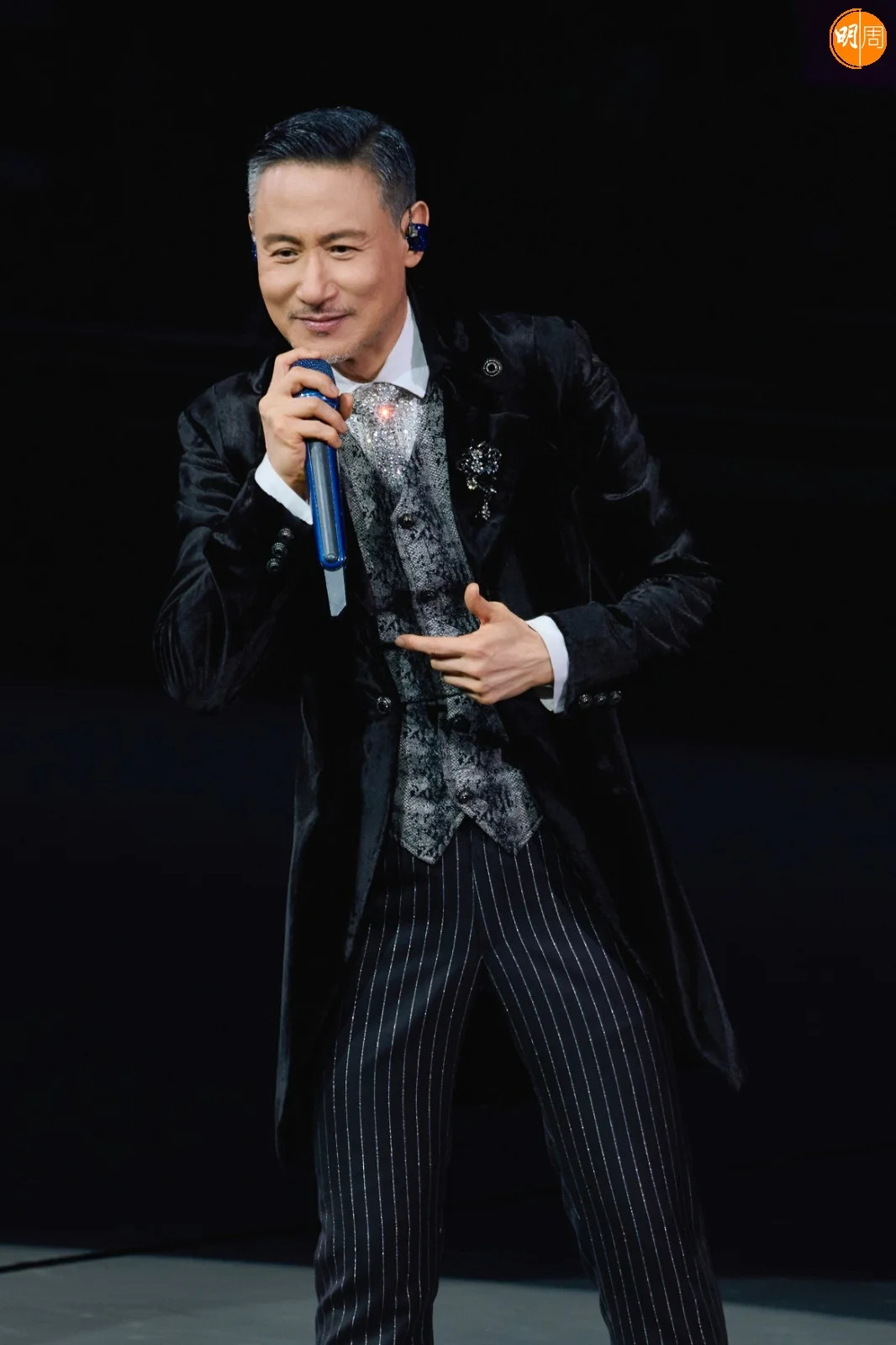 张学友刚于上周六（24日）完成红馆20场演唱会，亦为他历时2年7个月的324场《