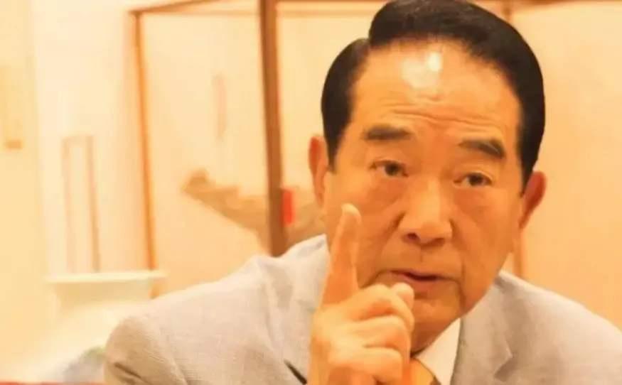 国民党每到关健时候，宋楚瑜就出来搞事。多年前他不从国民党分离出来，也许就没有陈水