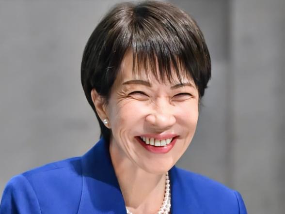 日本终于坐不住了，主动喊话中国求见面。 据日本共同社等多家权威媒体报道，日本