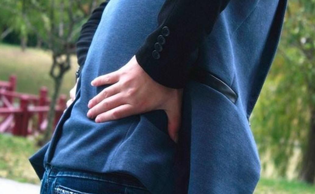 早期肾病不疼不痒，出现这三个征兆，一定要非常重视肾脏受损的时候几乎不会让人感