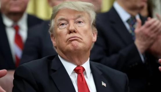 卢克文：“当前中美战况主线，其实是：美国捅中国外贸，中国捅美国股市。中国经济靠生