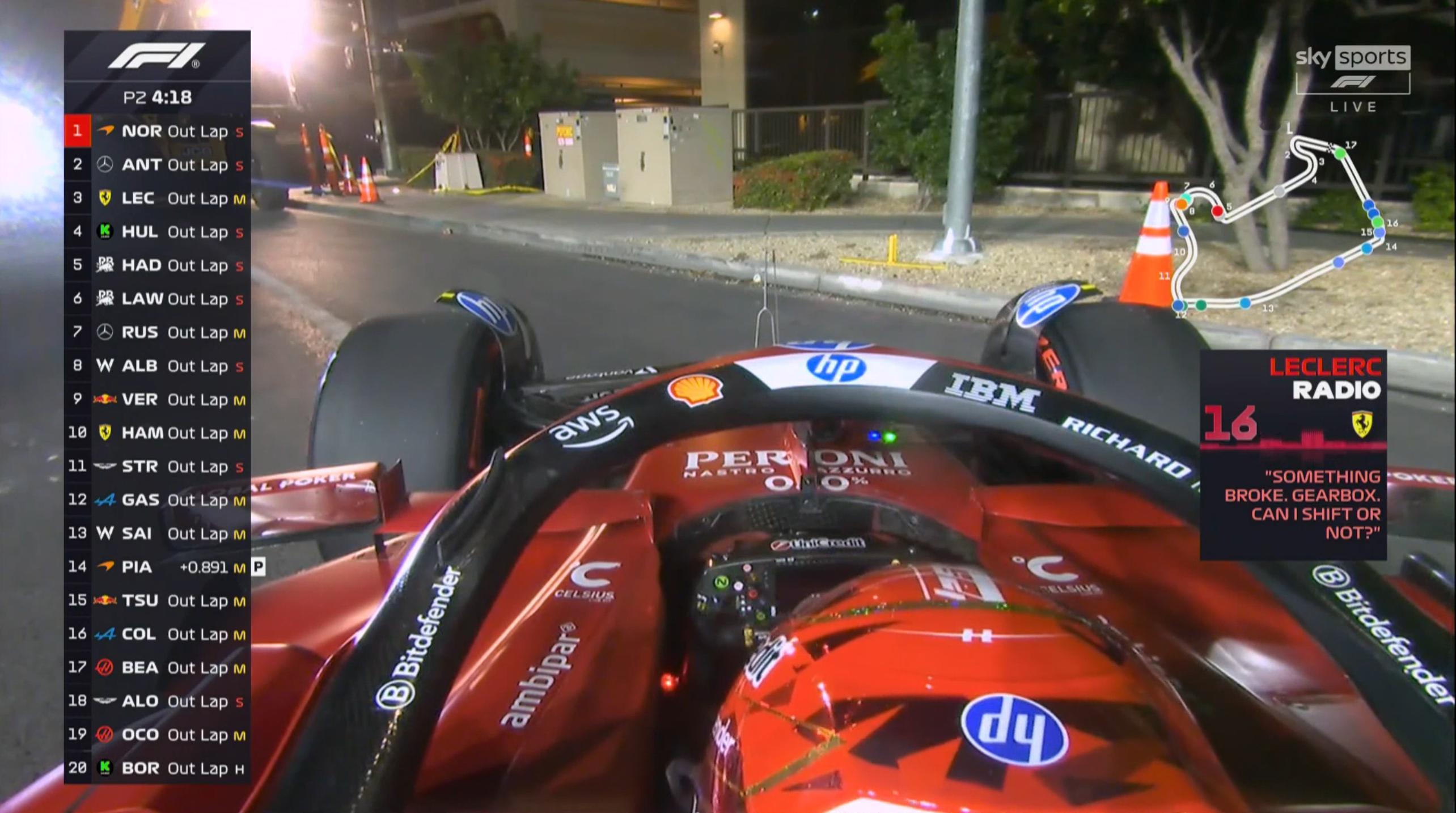 勒克莱尔的赛车变速箱出现故障，停在了赛道旁边刚刚比赛工程师波齐告诉他：不要换档