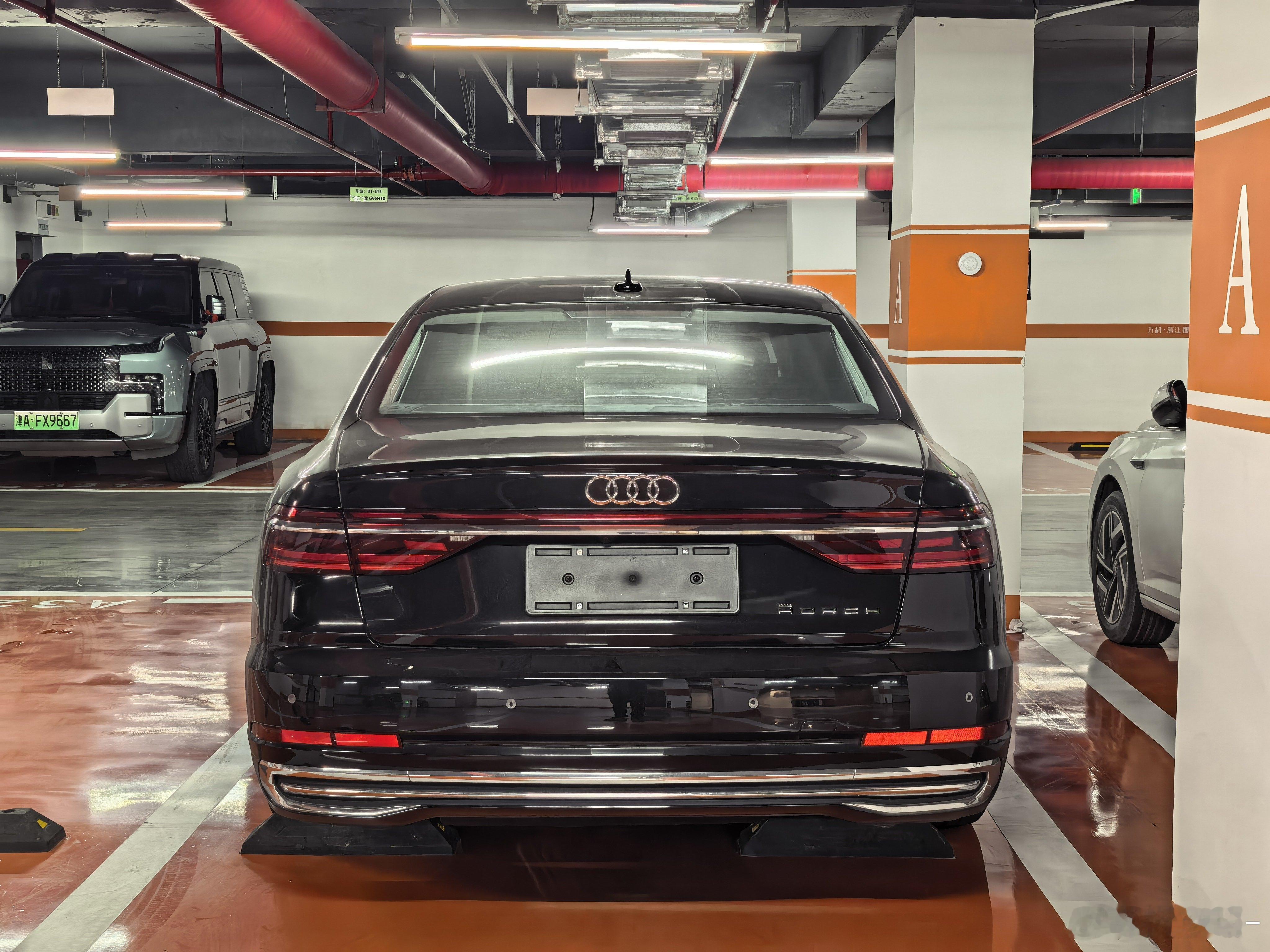 一下楼，嚯嚯嚯嚯嚯邻居提了个真霍希天津