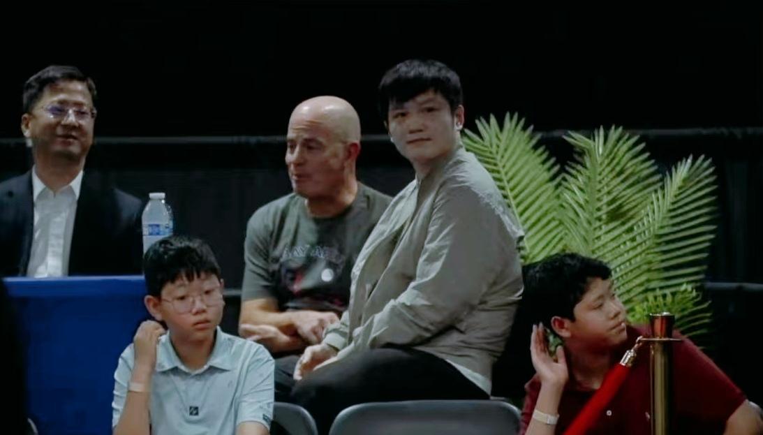 从运动员到投资人！樊振东现身美国，方博复出追梦，老将们的坚守樊振东投资了，投