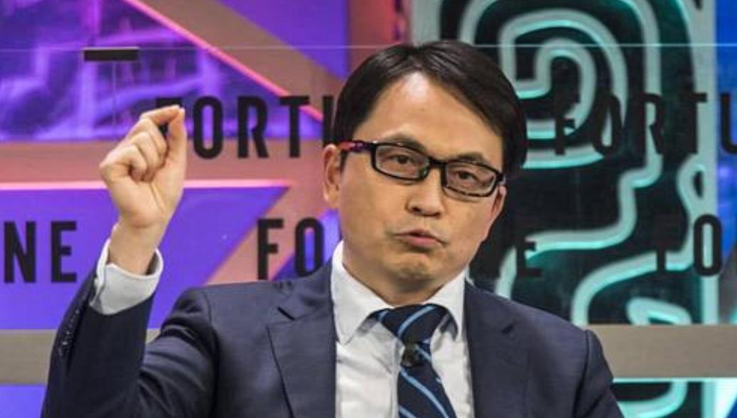 2017年，张磊耗资531亿收购“中国鞋王”百丽，两位创始人迅速套现130亿离场