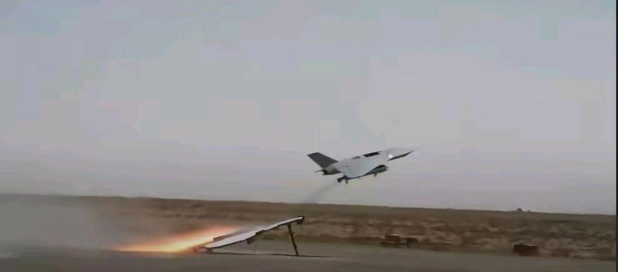 首次实战就亮剑！伊朗“哈迪德110”，戳中防空软肋。当地时间3月4日，伊