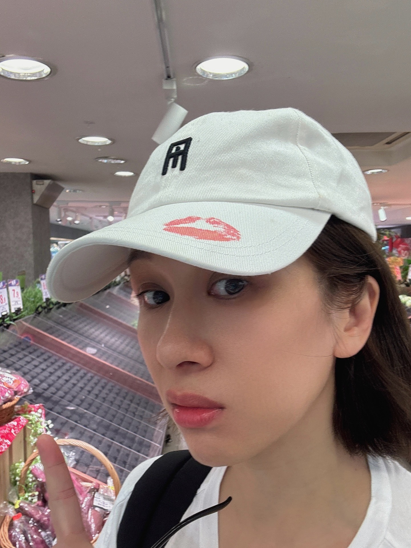文颂娴：超市空了只抢到一包沙律菜​​​