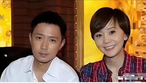 2011年，演员王一楠说，她第一次去高鑫家，一见到未来婆婆，当场惊呆了，嘴巴张得