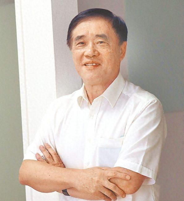 郝龙斌走火入魔了！郝龙斌这次选得有点狼狈发帖暗示卢秀燕支持对方却见了