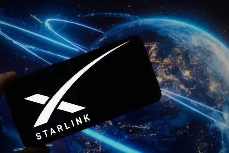 星链成了俄乌战场“隐形命门”，俄军重金部署的反制设备刚上阵就接连被毁，背后暴露的