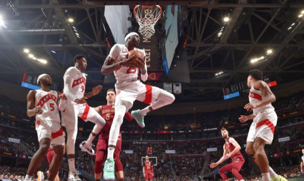 为什么你们会感觉猛龙比老鹰强啊？因为英格拉姆？老鹰最近一直在连胜势头强劲！有