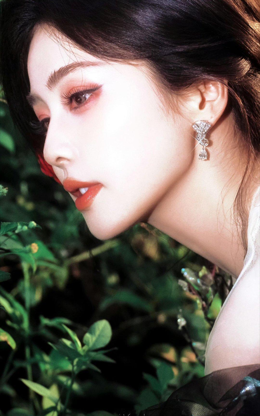 时尚灵感解读星光大赏，白鹿第二套造型，郭培2026春夏高定礼服+戴比尔斯高级珠