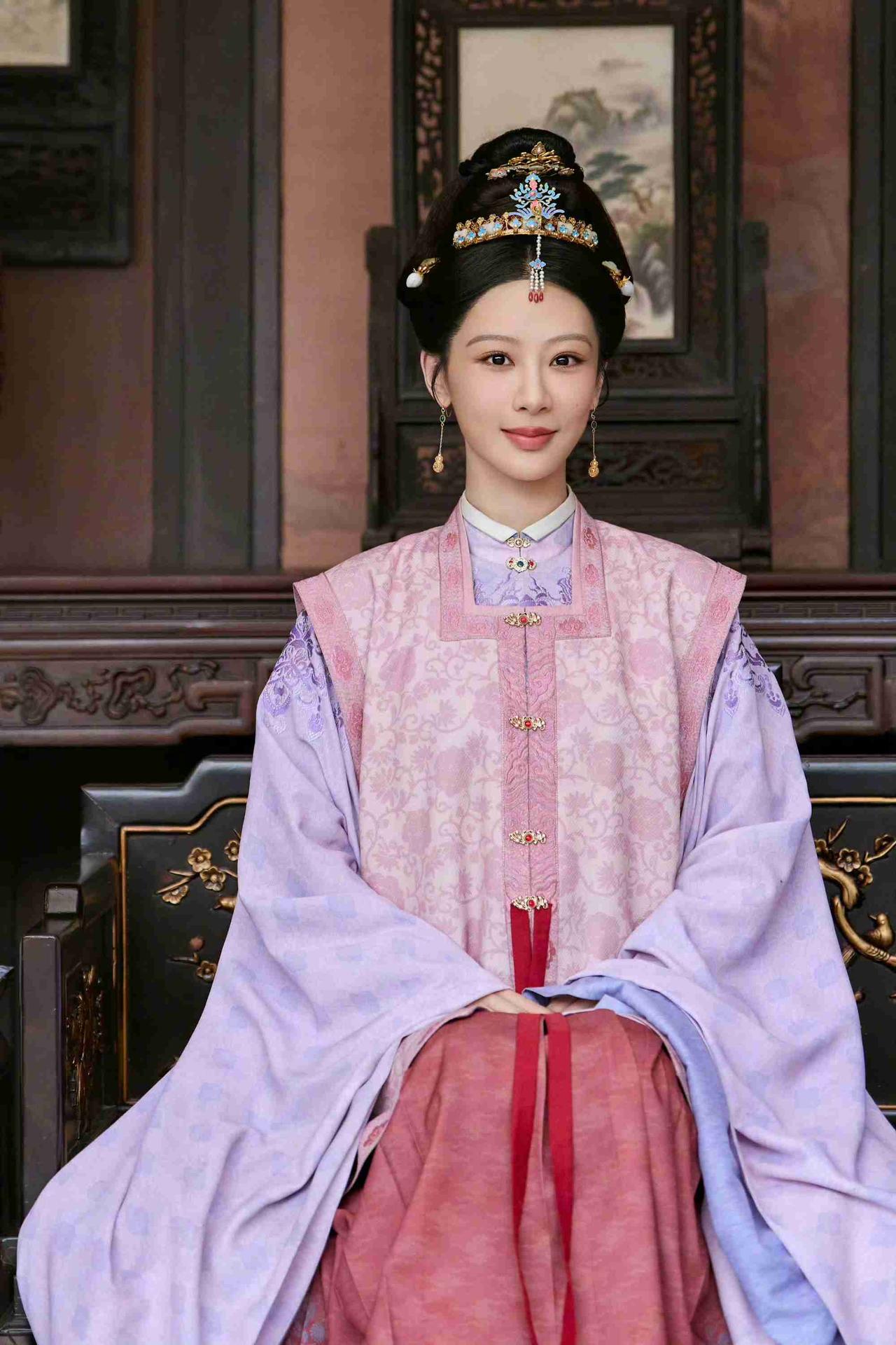 我的今日状态：😁轻松愉快我这里的天气：🍂微风杨紫主演的《家业》正式更名