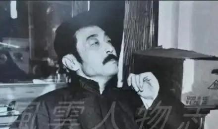 鲁迅为何骨头硬？一个现实原因是，他经济宽裕，不缺钱。这让他有底气横眉冷对千夫指，