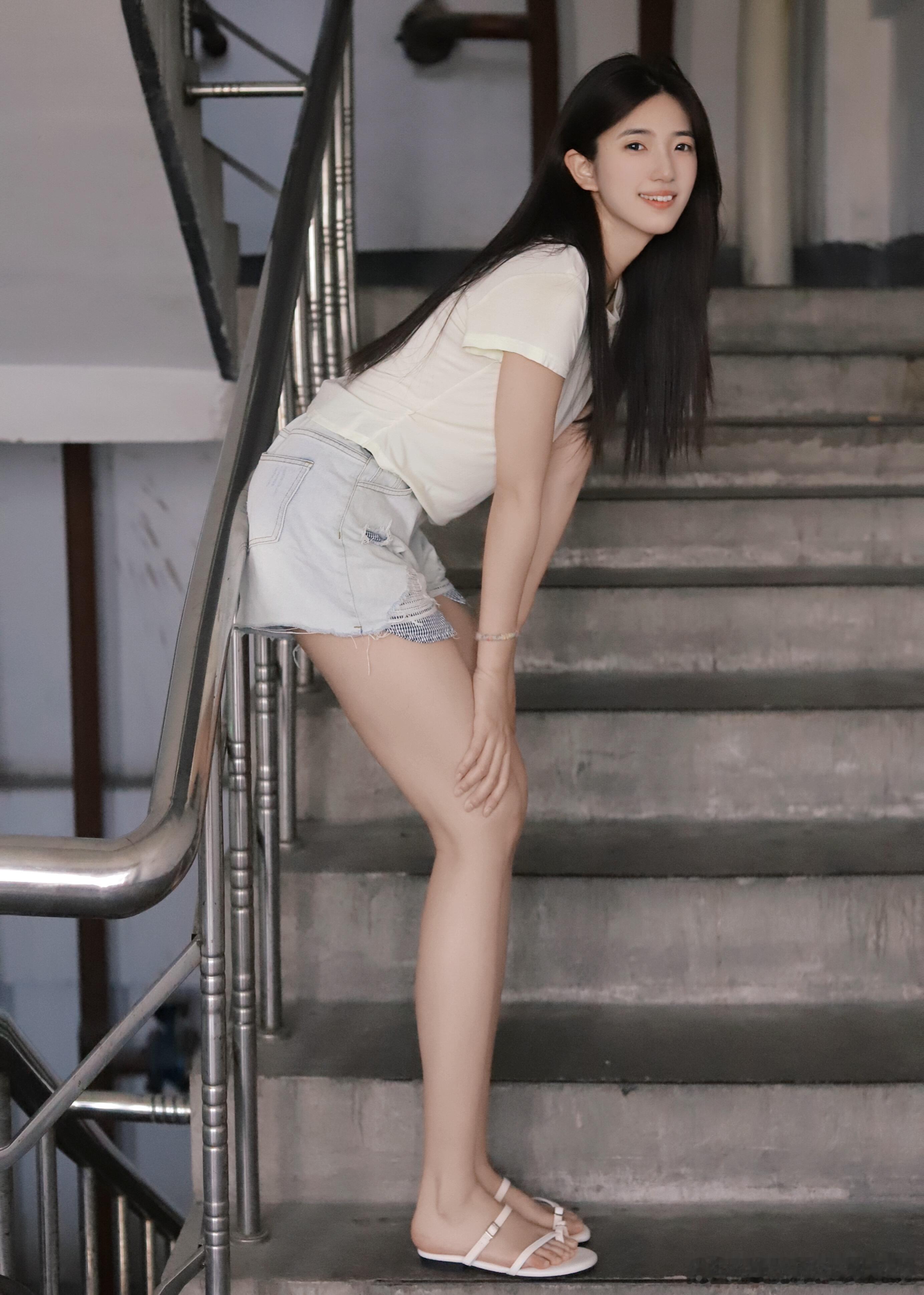 高个子女孩儿的青春活力～​​​