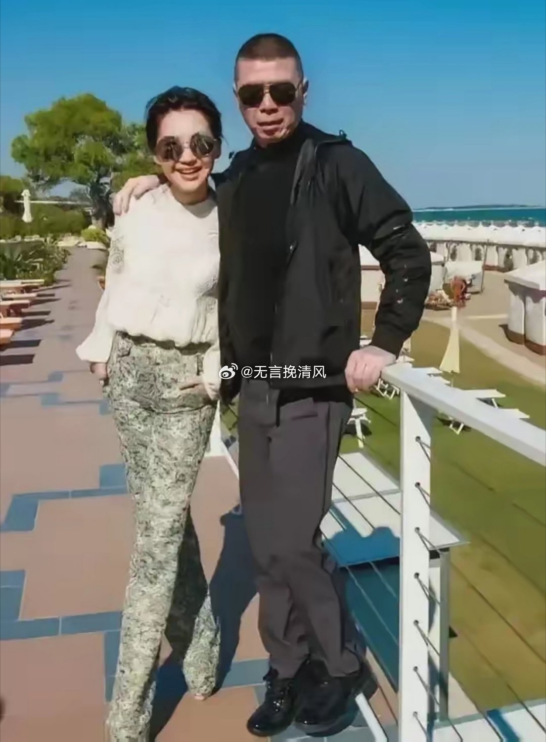 徐帆要是看到这二张照片，会不会吃醋？