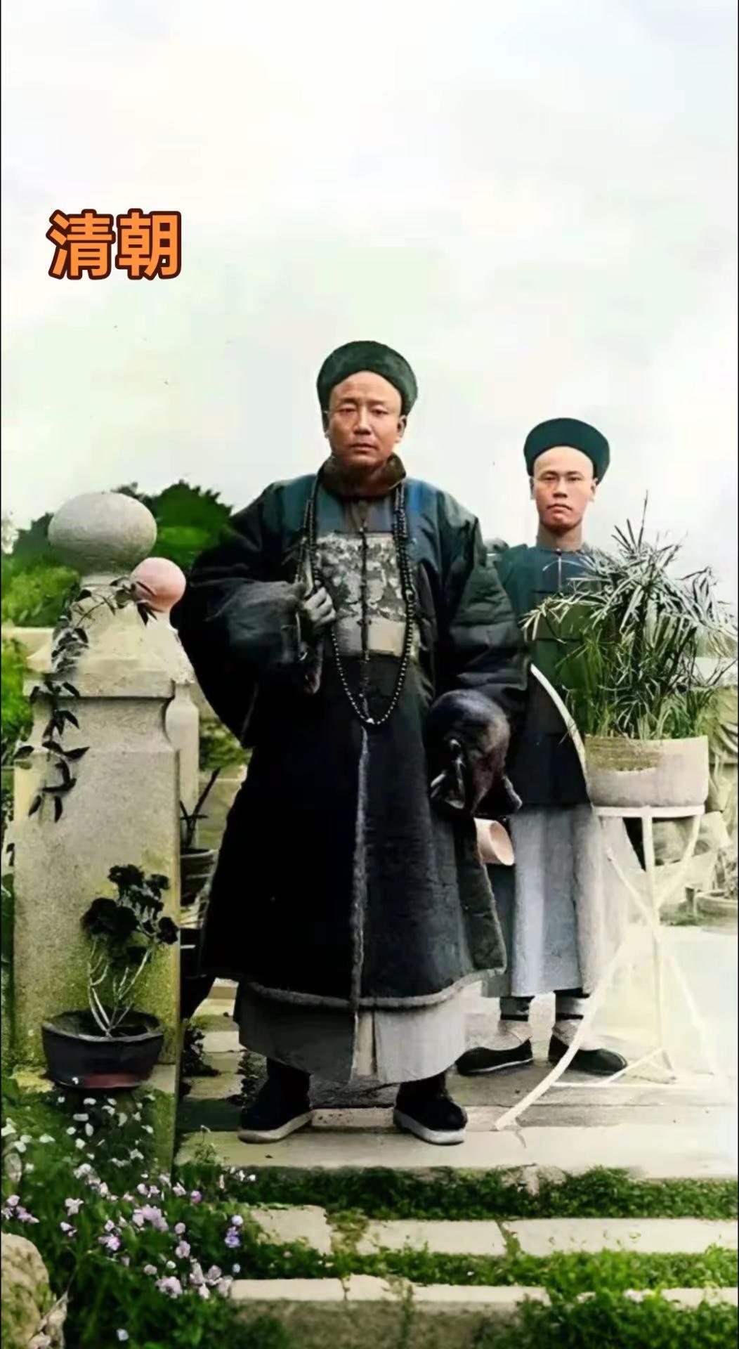 同一时期的清朝越南朝鲜官员服装照片对比…