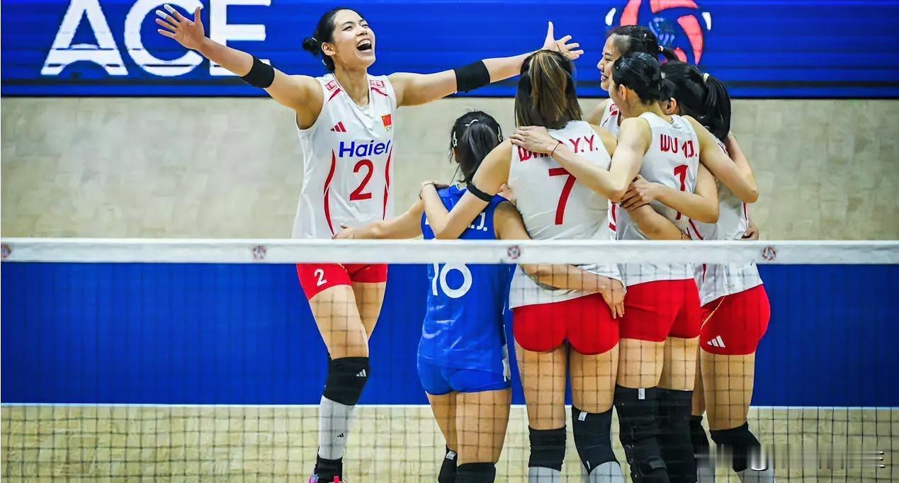 中国女排2-3输泰国获亚军，球员评分：庄宇珊85分，拼尽全力王梦洁80分，稳