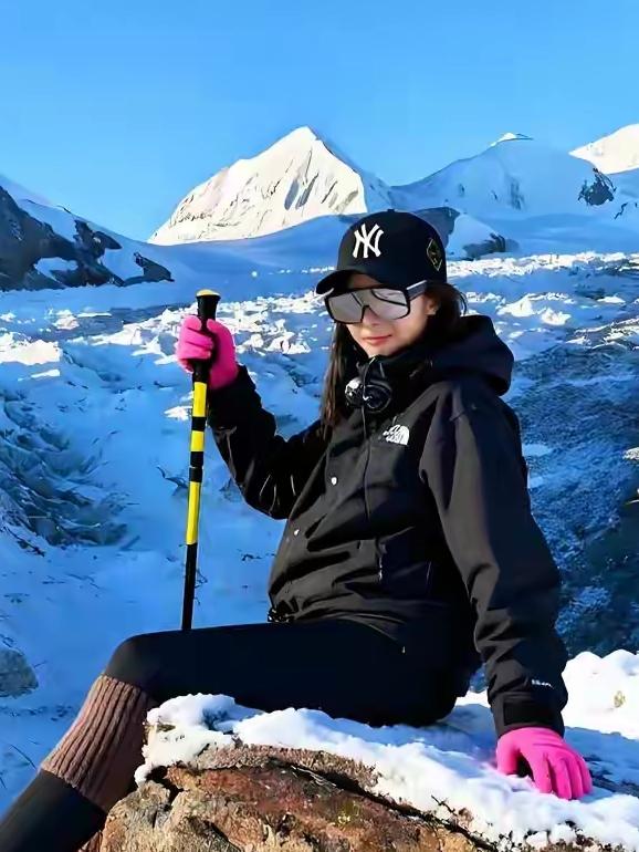 32岁重庆女子长眠贡嘎雪山！零下10℃暴雪夜，一步错步步错小琳（化名），终