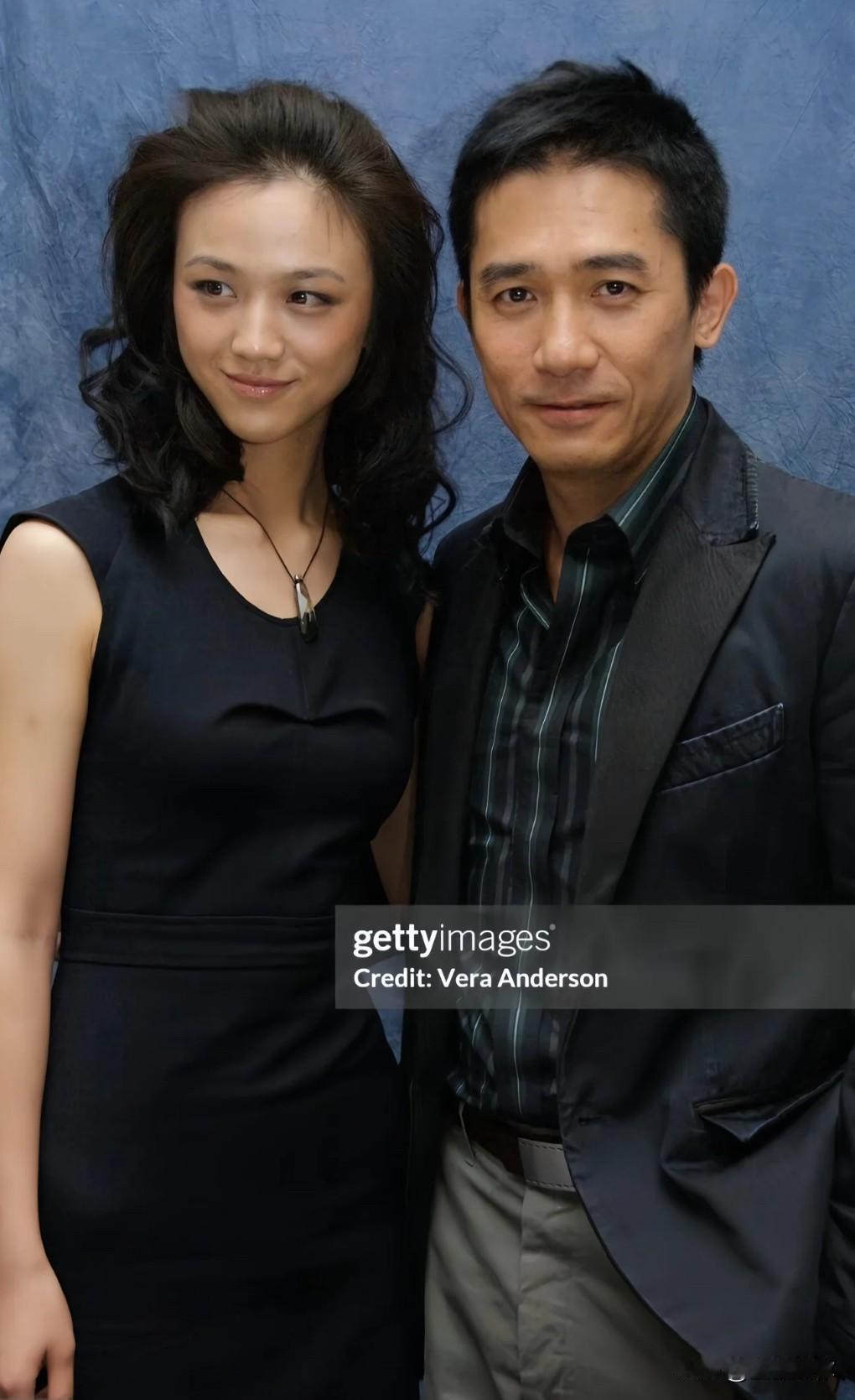 汤唯作为一个本来可以在大陆影坛风生水起的新星，不得不去已经半没落的港影拍戏。就算