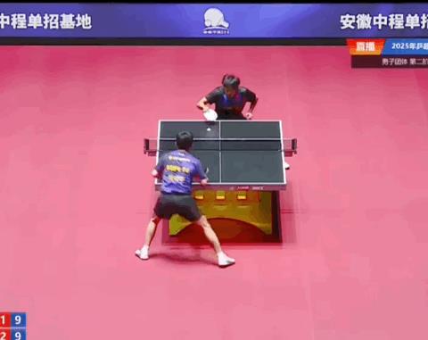 林诗栋、向鹏，今晚你们俩谁站一单，对决兴致勃勃的松岛辉空啊[笑着哭]赵子豪，人在