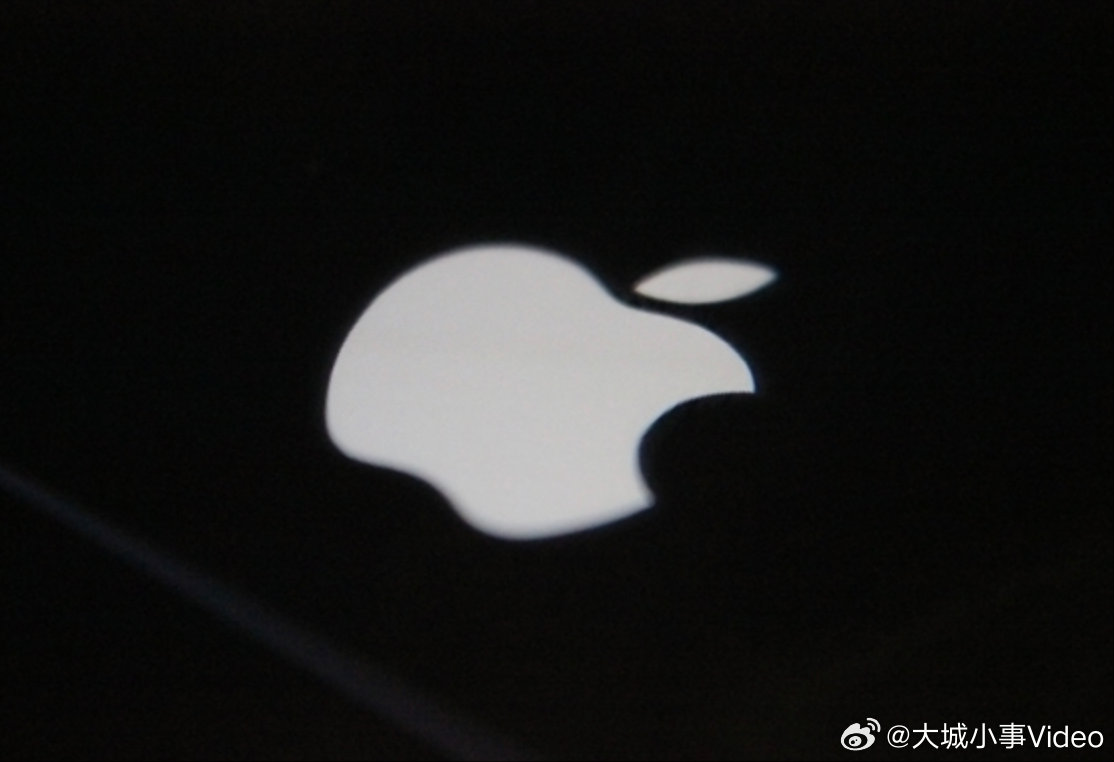 【Mac和iPad或同步涨价】6月22日，美国银行预计，苹果将同步上调Mac和i