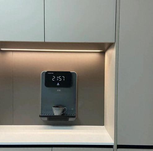 上周末大扫除，我从柜子深处翻出个落灰的“煮蛋器”，正想扔，媳妇拦住我：别扔，这玩